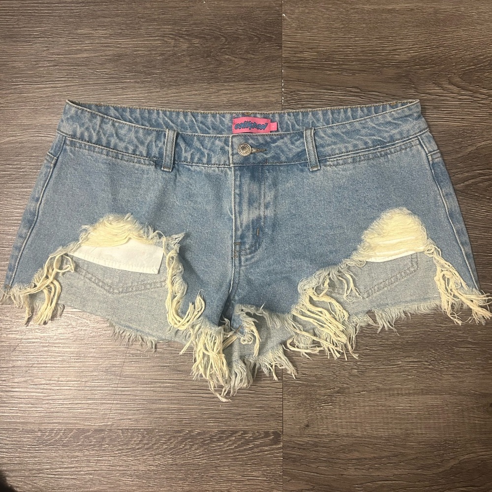 edikted denim women’s shorts, NEVER WORN